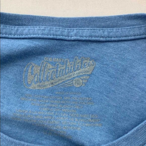 Old Navy collectible t shirt - Picture 5 of 5